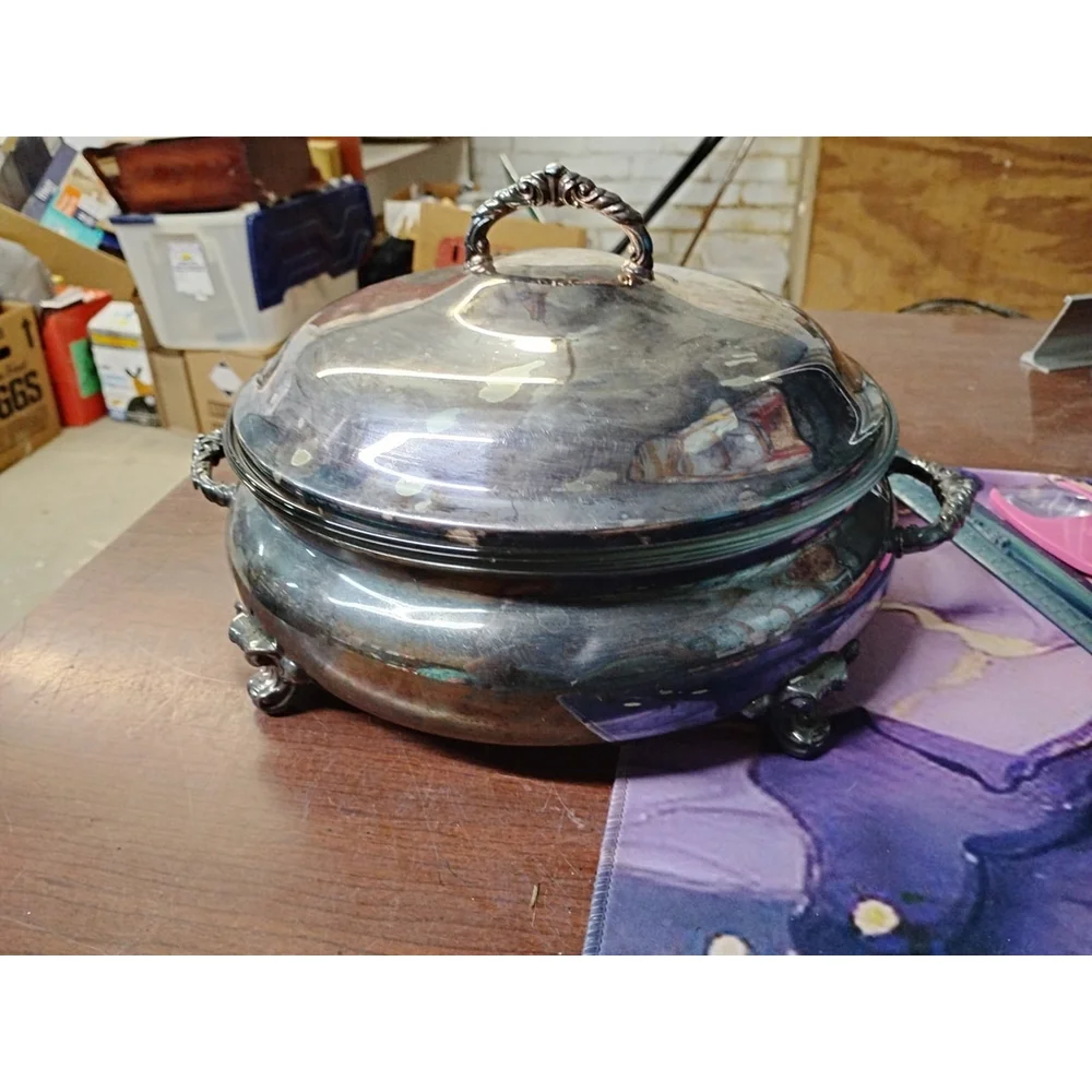 TOWLE, Silver Plate Round Covered Casserole, Footed